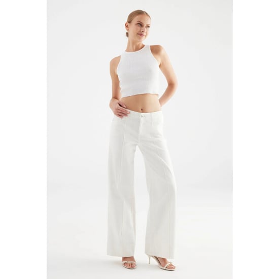 C.O.J. Denim Mid waist wide straight off white - Image 4