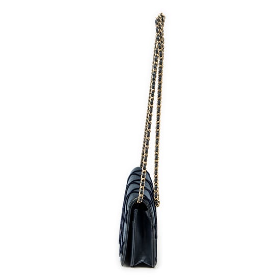 CC Wallet on Chain Shoulder Bag - Image 3