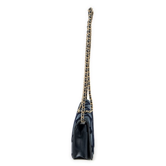 CC Wallet on Chain Shoulder Bag - Image 4