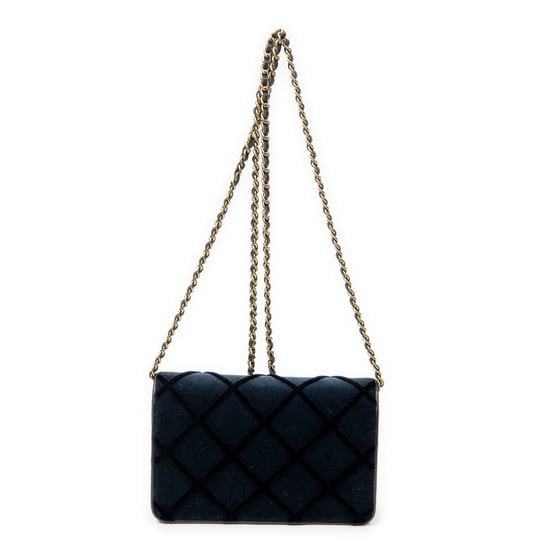CC Wallet on Chain Shoulder Bag - Image 5
