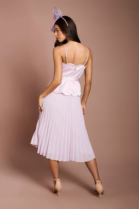 Scallop Detail Pleated Midi Dress - Image 3