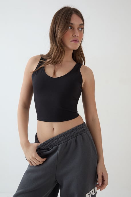 DSGN Studio Sculpt Longline Plunge Sports Bra - Image 1