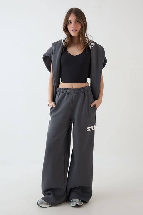 DSGN Studio Sculpt Longline Plunge Sports Bra - Image 3