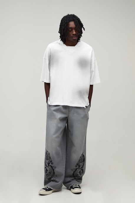 Dragon Embroidered Elasticated Waist Super Baggy Fit Jeans - Image 4