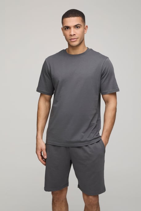 Regular Fit T-Shirt and Short Set - Image 3