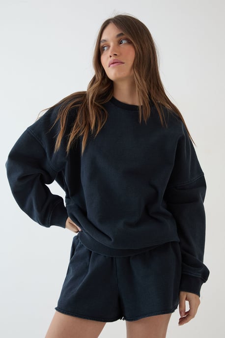 DSGN Studio Heavyweight Washed Oversized Sweatshirt - Image 3