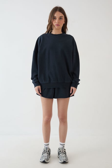 DSGN Studio Heavyweight Washed Oversized Sweatshirt - Image 5
