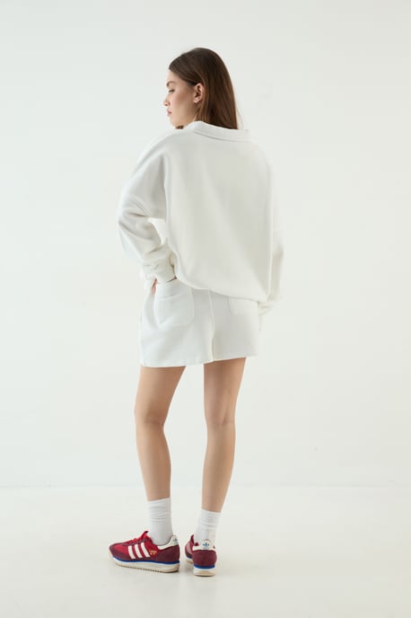 DSGN Studio Collared Sweatshirt - Image 2
