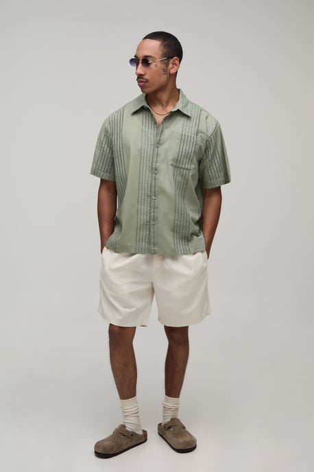 Oversized Embroidered Stripe Short Sleeve Shirt - Image 4