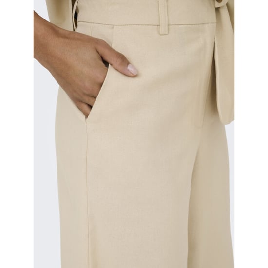 Jacqueline de Yong Jdynaomi linen mw bermuda shorts tlr beige - Image 3