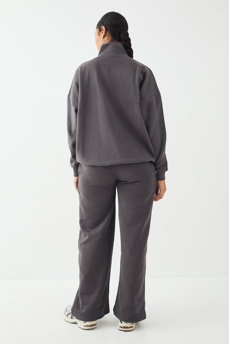 Tall DSGN Studio Applique Straight Leg Jogger - Image 2