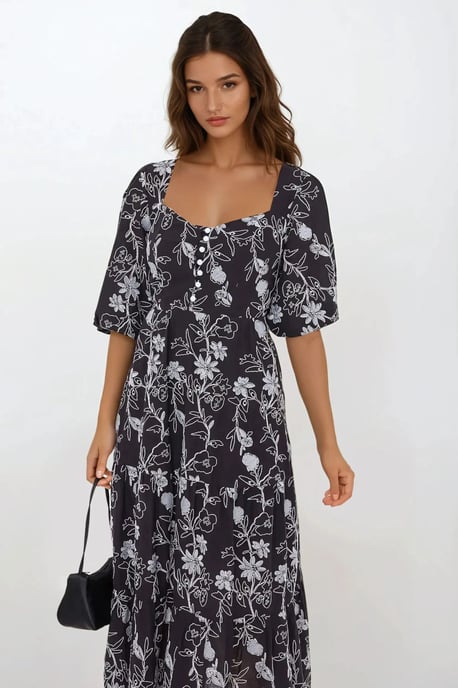 Embroidered Sweetheart Neck Tiered Maxi Dress with a Puff Sleeves - Image 2