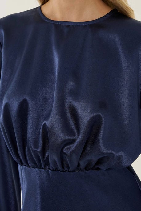Mini Satin Dress with Angel Arms - Image 5