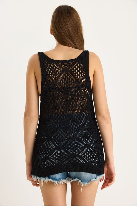 Kanten Gevoerde Crew Neck Crop Blouse - Image 6