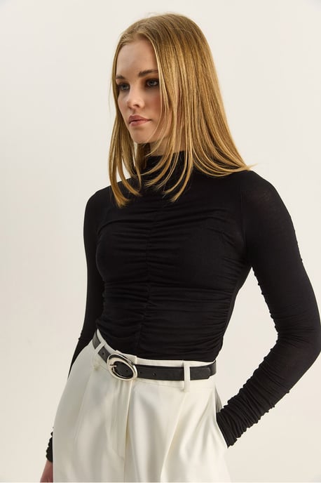 Slim Fit Halvpolokrage Blus med Draperad Detalj - Image 3