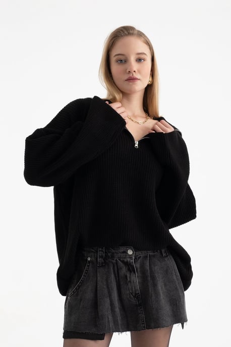 V Neck Zippered Neck Sweater - Image 2