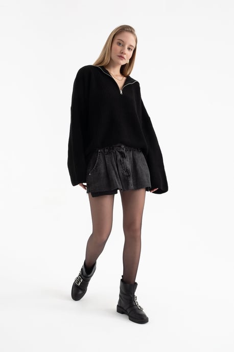 V Neck Zippered Neck Sweater - Image 4