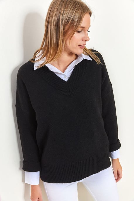 V-Neck Long Sleeve Sweater - Image 2