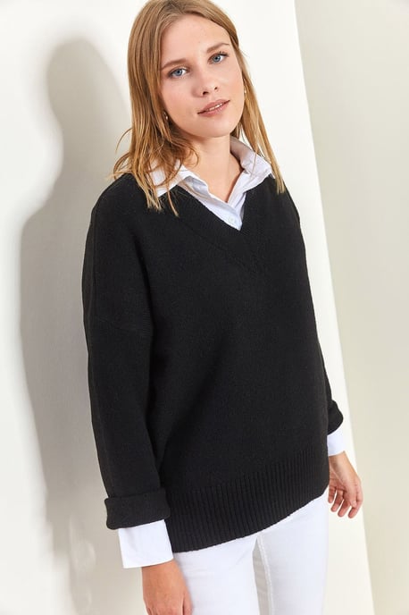 V-Neck Long Sleeve Sweater - Image 3