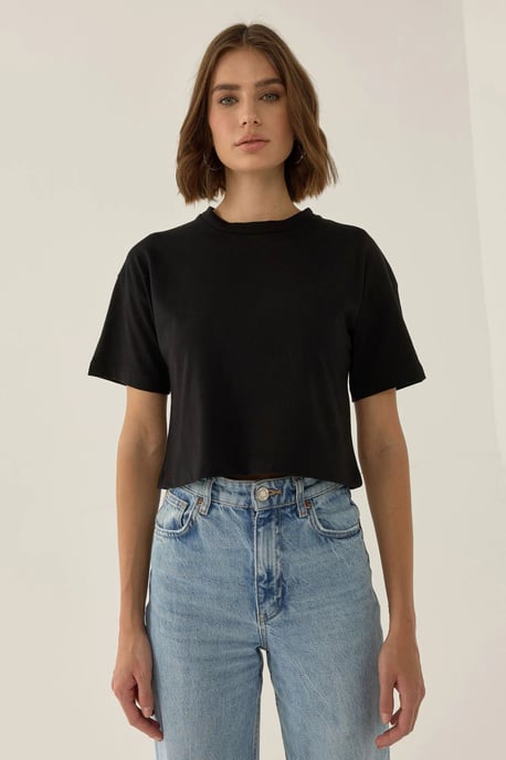 Basic Crew Neck Crop T-shirt - Image 3