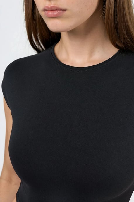 Crew Neck Solid Crop T-Shirt - Image 5