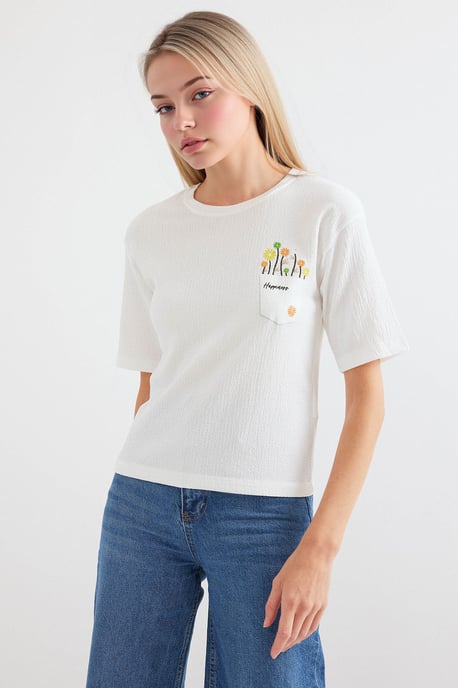 Broderad Rundhalsad T-shirt med Tryck - Image 2