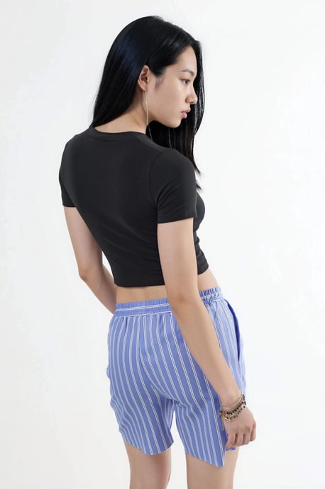 Crew Neck Crop T-shirt - Image 3