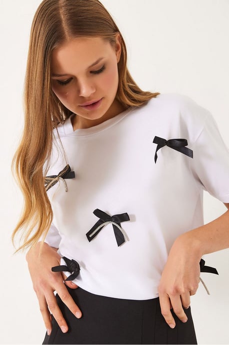 Geprinte Crop T-Shirt met Accessoire Detail - Image 1