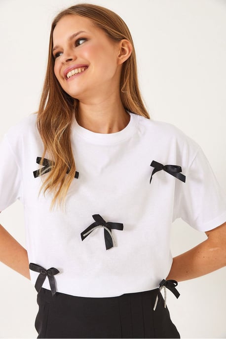 Geprinte Crop T-Shirt met Accessoire Detail - Image 3