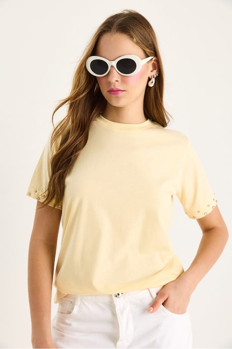 Broderad T-shirt med rund hals och kort ärm - Image 3