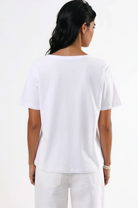 V-Neck Solid Knit T-Shirt - Image 3