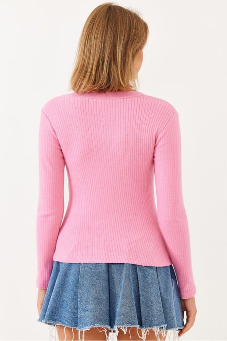 Getailleerde Langwaardige Textuur Korte T-Shirt met U-Hals - Image 3