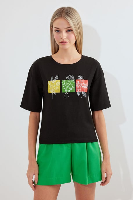 Tryckt T-shirt med rund hals - Image 2