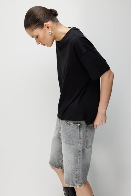 Oversized Crew Neck Enfärgad T-shirt med Slitsar - Image 4