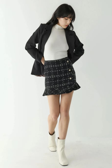Geverfde Minirok van Tweed met Knopdetails - Image 5