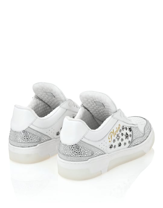 Låga sneakers med mix av nitar och stjärna - Image 4