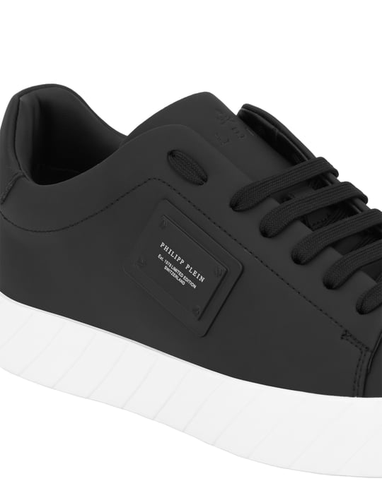 Lo-Top Sneakers Placca - Image 2