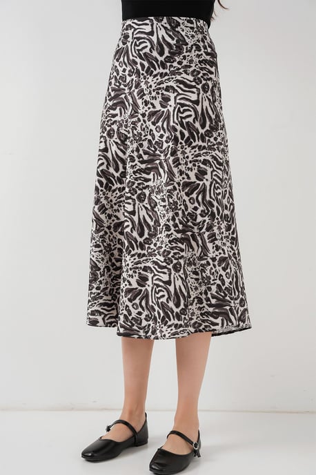 Satin A-Line Elastic Waist Midi Skirt - Image 4