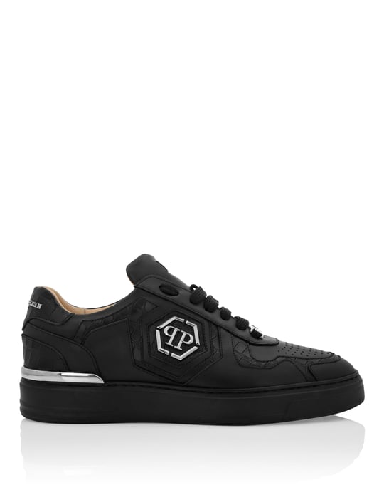 Lo-Top Sneakers - Image 3