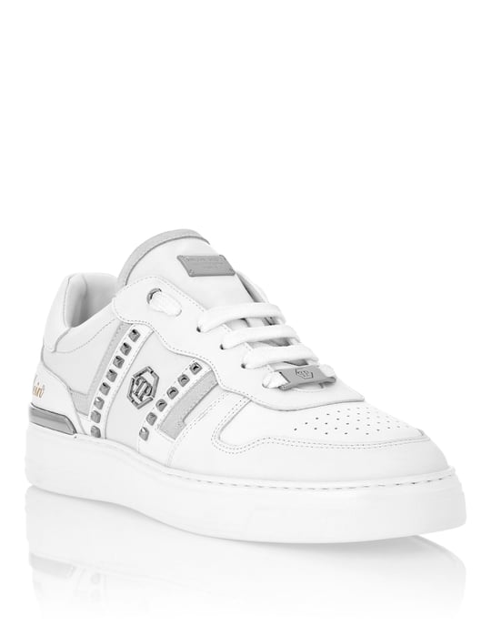 Lo-Top Sneakers - Image 1