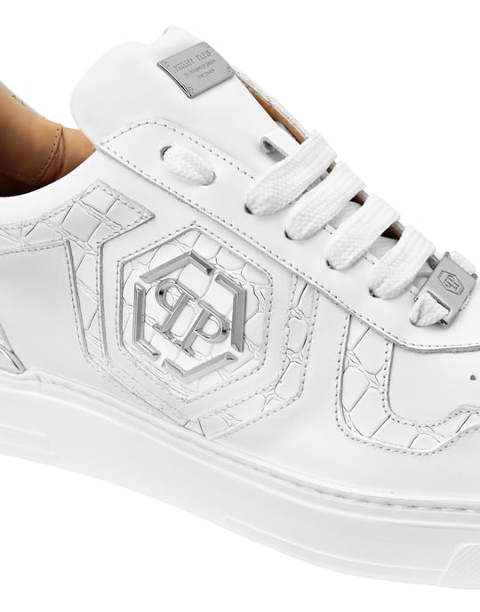 Lo-Top Sneakers - Image 2