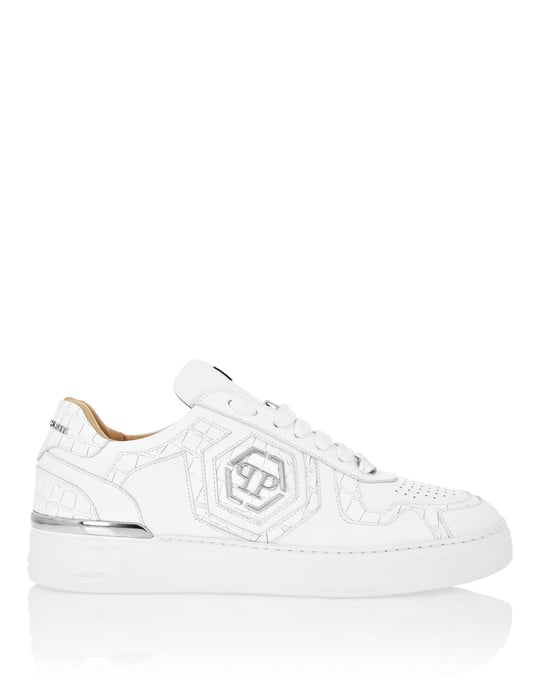 Lo-Top Sneakers - Image 3