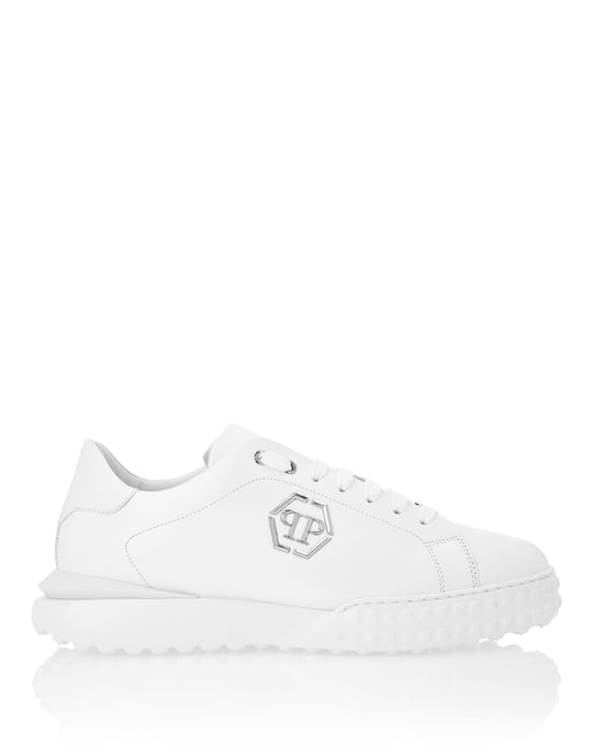 Low-Top Sneakers - Image 3