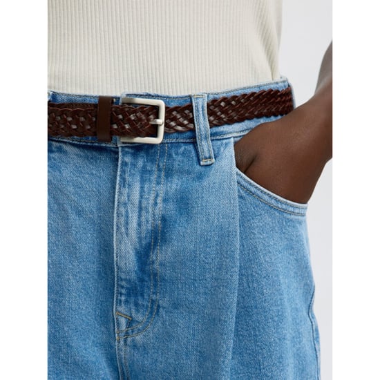 Selected Femme slfwide merle-kori hw denim shorts 16101431 light blue denim - Image 4