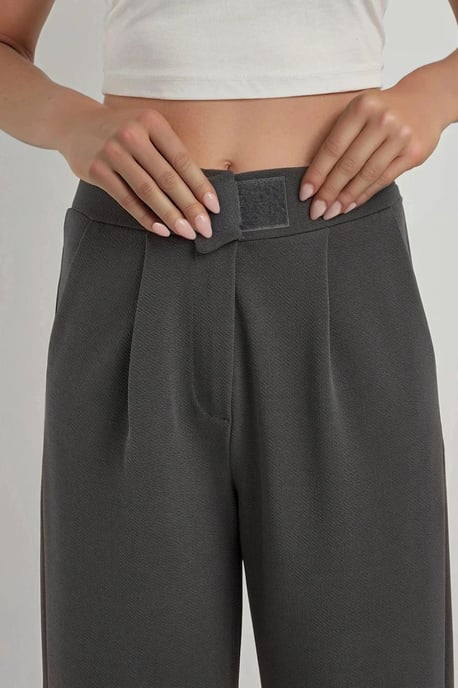 High Waist Elastic Crepe Palazzo Pants - Image 4