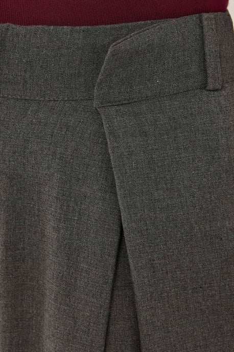 High Waist Pleated Pants - Image 5