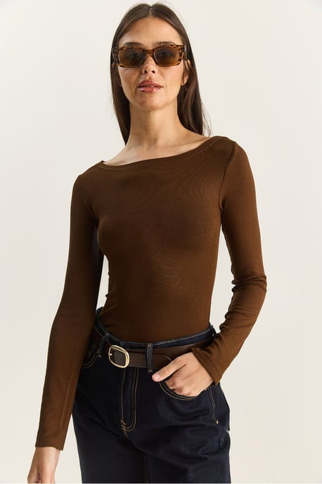 Fitted Basic Topp - Image 2