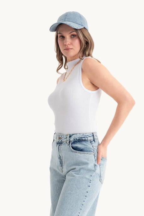 Höghalset Ribbat Bodycon Topp - Image 2