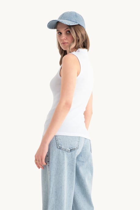 Höghalset Ribbat Bodycon Topp - Image 4