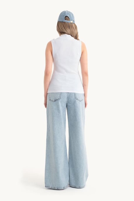Höghalset Ribbat Bodycon Topp - Image 5